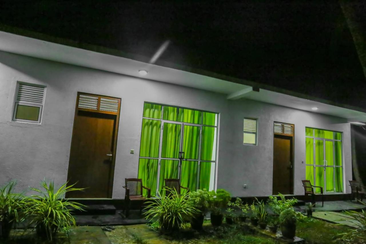 Sandy Palms Guesthouse Hikkaduwa Kültér fotó