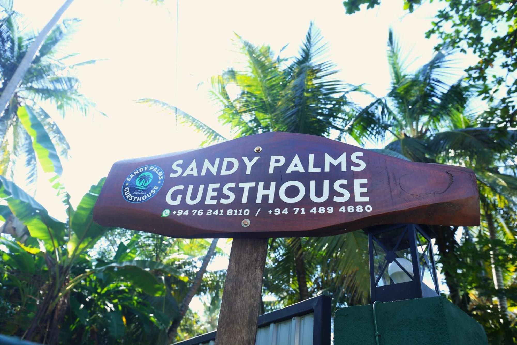 Sandy Palms Guesthouse Hikkaduwa Kültér fotó
