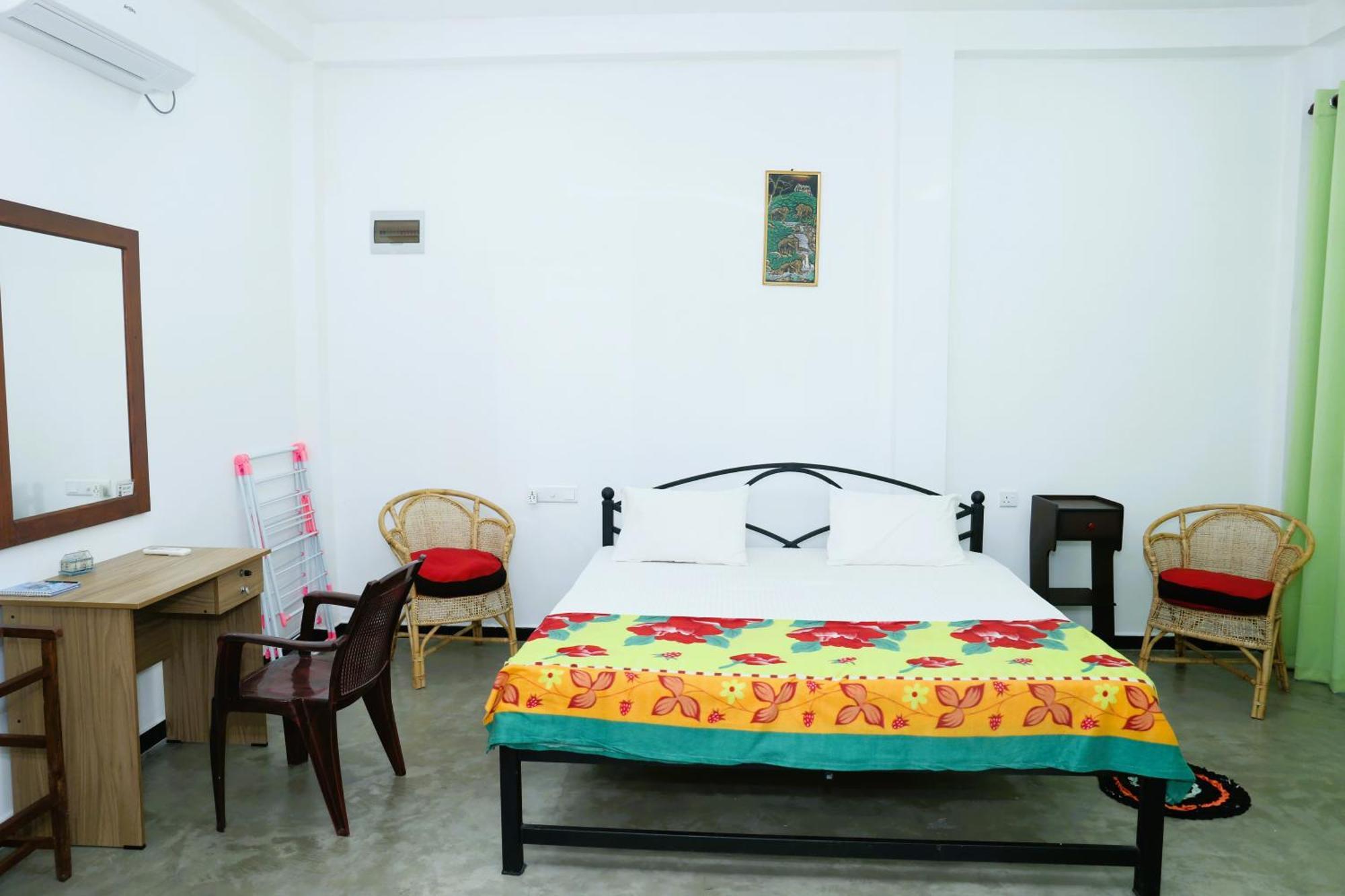 Sandy Palms Guesthouse Hikkaduwa Kültér fotó